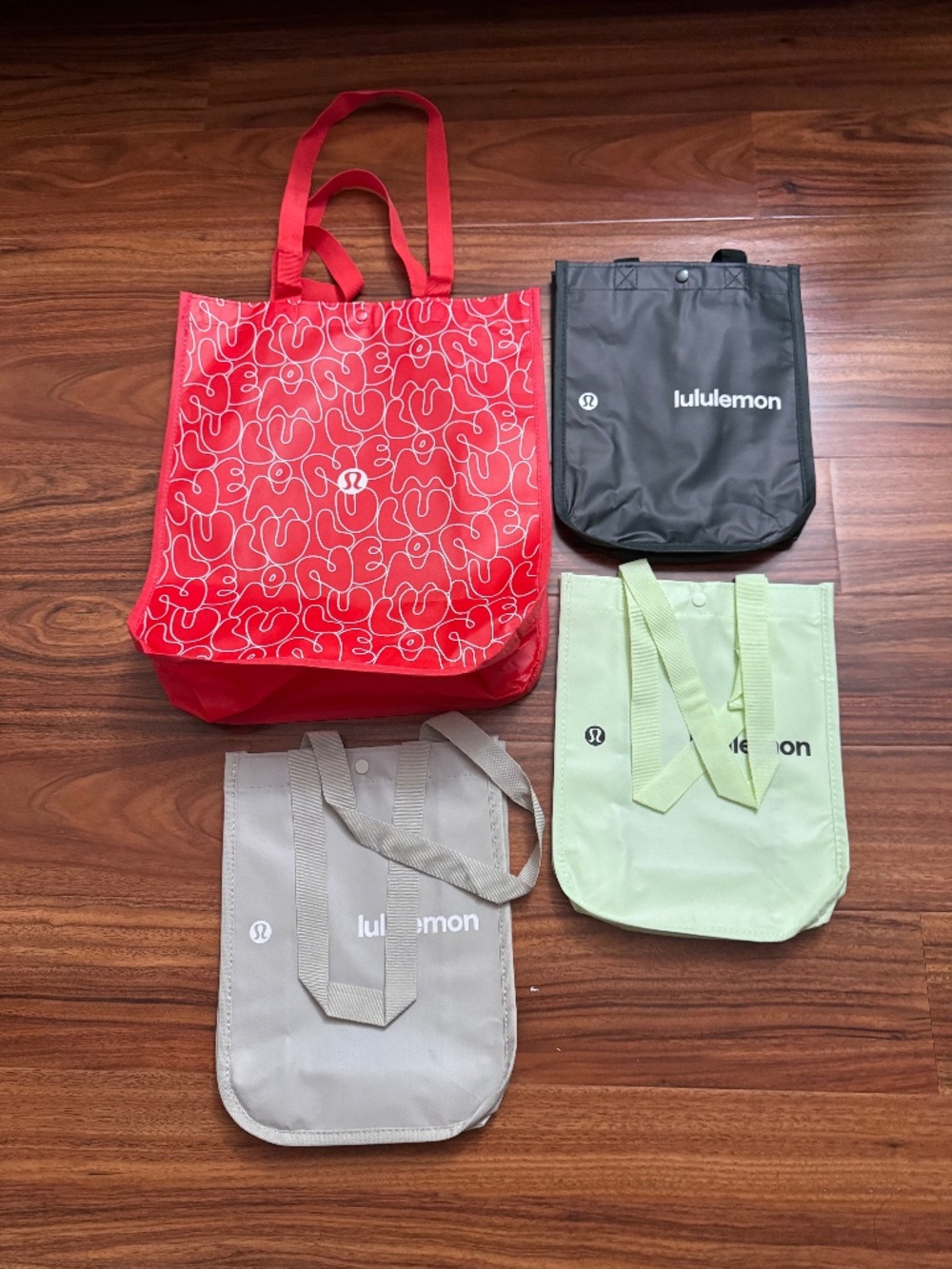 Lululemon reusable bags bundle of 4